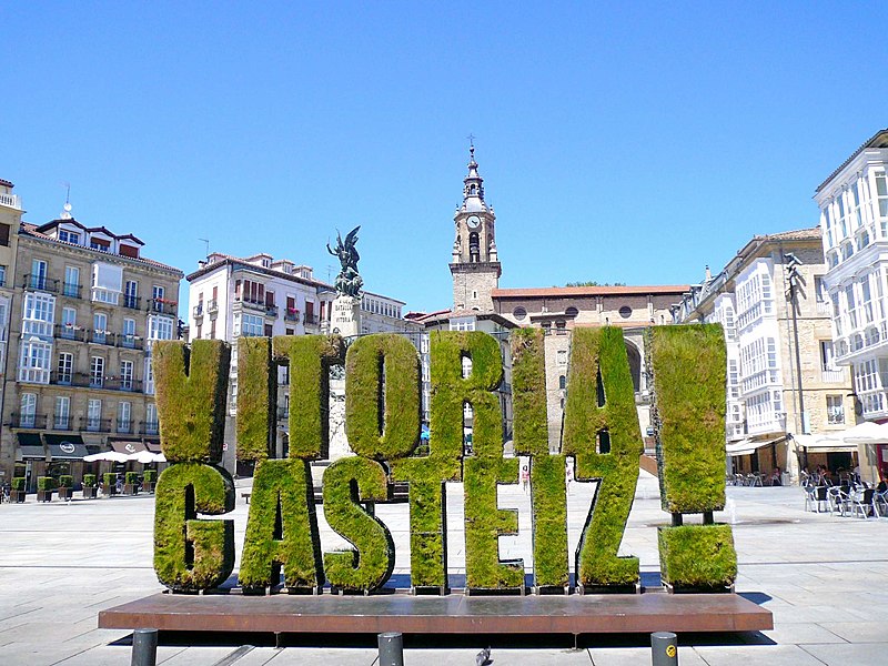 Plaza de la Virgen Blanca, Vitoria-Gasteiz